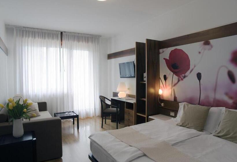 Superior room with lake view, Du Lac   Relax Attitude