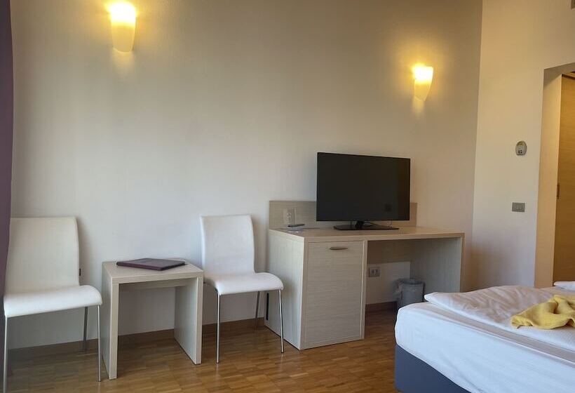 Номер Superior с Балконом, Garda Sporting Club