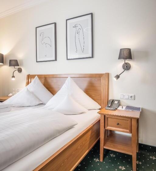 高级大房间, Gasthof Höttl