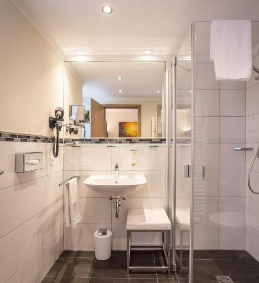 豪华房间, Gasthof Höttl