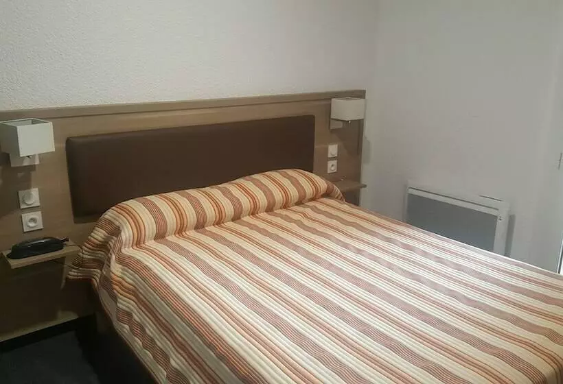 اتاق استاندارد یک نفره, Hôtel Hélianthe