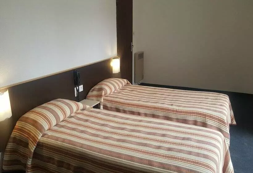اتاق استاندارد یک نفره, Hôtel Hélianthe