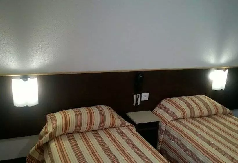 اتاق اکونومی, Hôtel Hélianthe