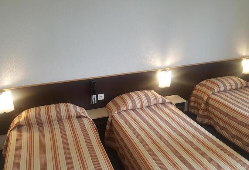 标准三人间, Hôtel Hélianthe