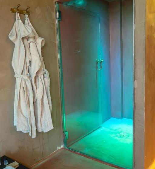 جناح, Masseria & Spa Luciagiovanni