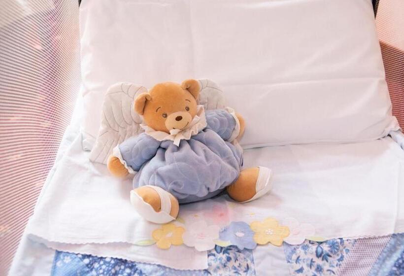 标准三人间, Milano Pool & Garden