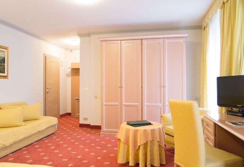 高级大房间, Miramonti