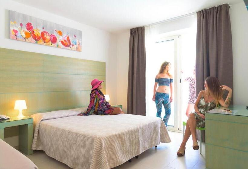 스탠다드 발코니 룸 측면 바다 전망, Montecristo