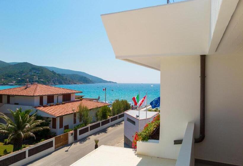 스탠다드 발코니 룸 측면 바다 전망, Montecristo