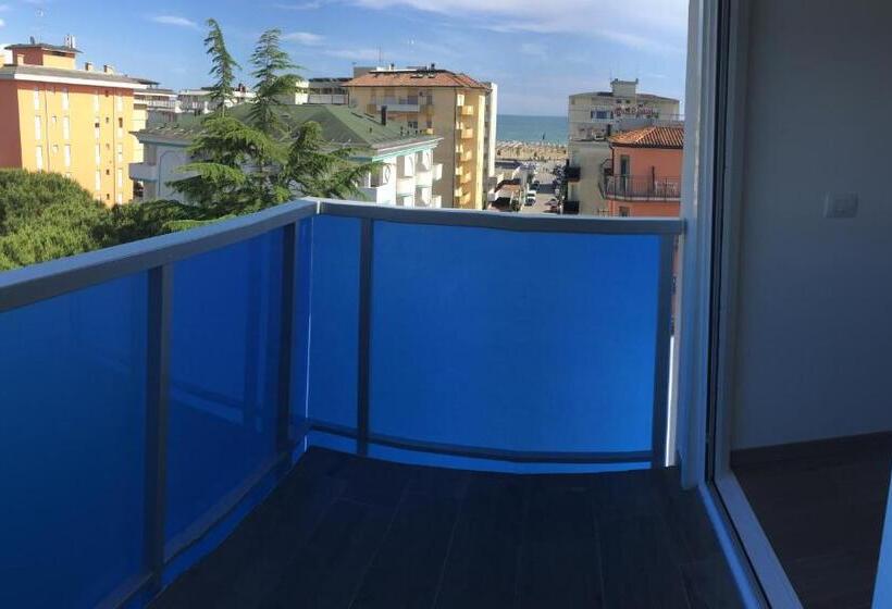 标准单人间, Montreal