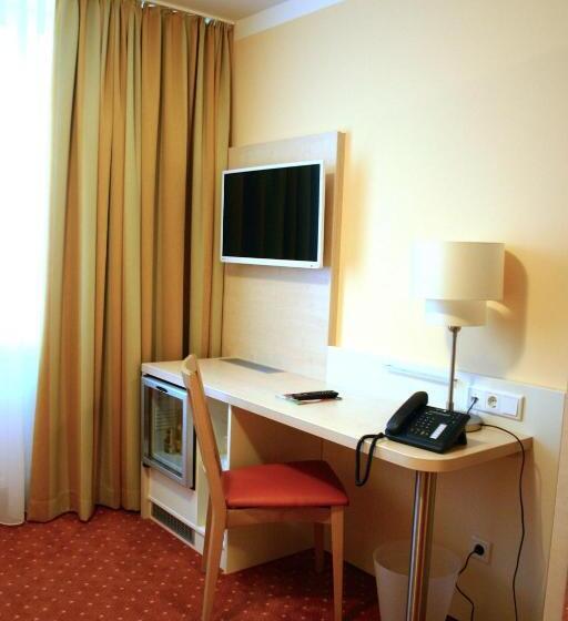 חדר קומפורט יחיד, Petzengarten