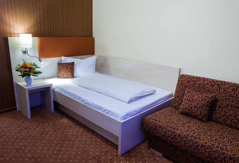 חדר קומפורט יחיד, Petzengarten