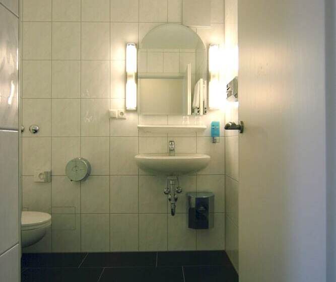 חדר סטנדרט, Petzengarten