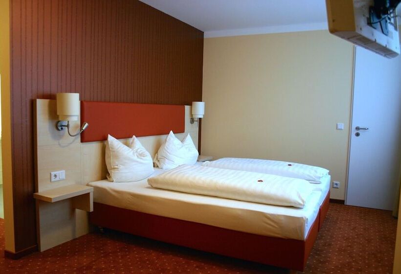 חדר סטנדרט, Petzengarten