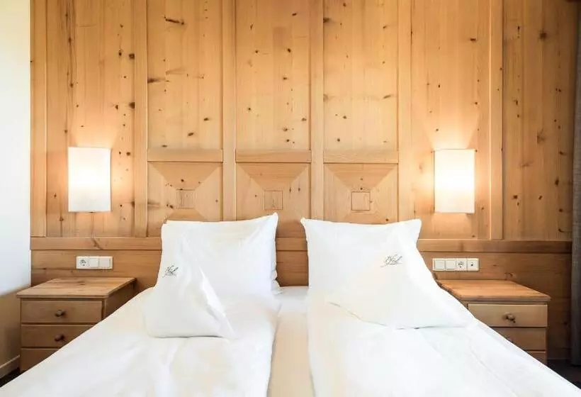 バルコニー付きスタンダードルーム, Green Luxury Hotel Pfösl