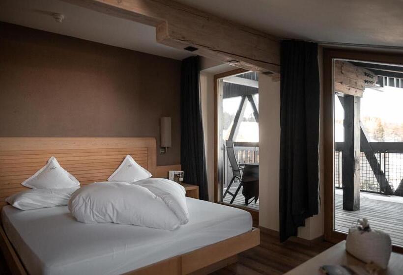 Полулюкс с Балконом, Green Luxury Hotel Pfösl