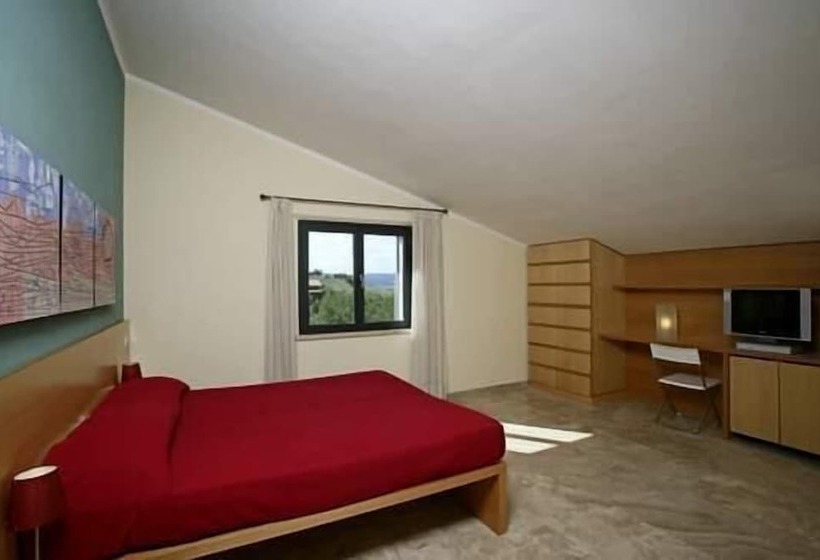 חדר משפחתי, Poggio Bertino