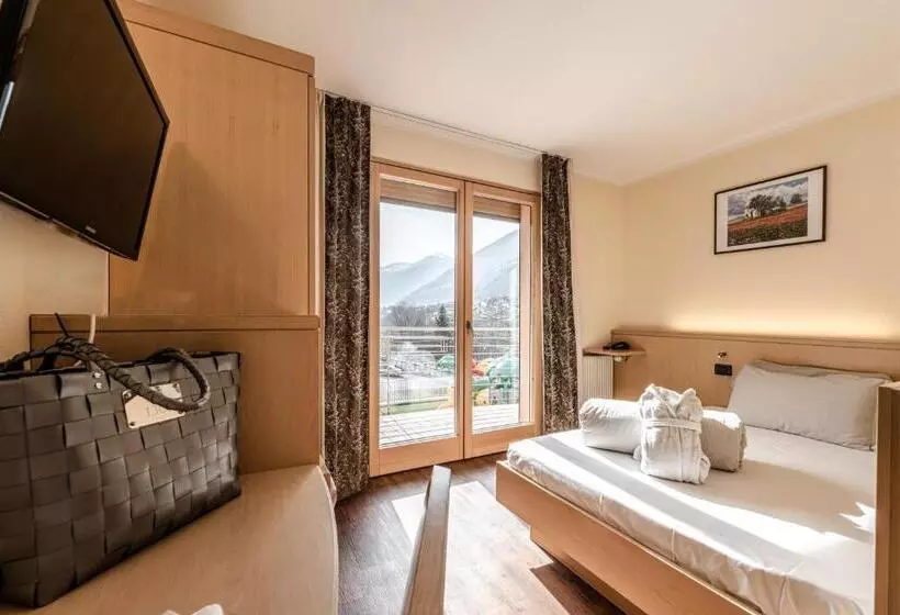 スタンダードシングルルーム, Ravelli Sporting