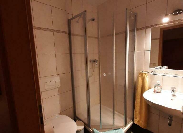 Номер Стандарт, Regenbogenhof Rudelswalde