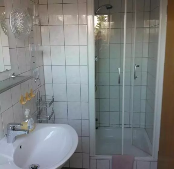 ４ベッドルームクラシックタイプ, Regenbogenhof Rudelswalde