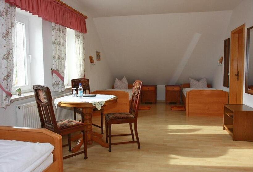 Четырехместный Номер Классик, Regenbogenhof Rudelswalde