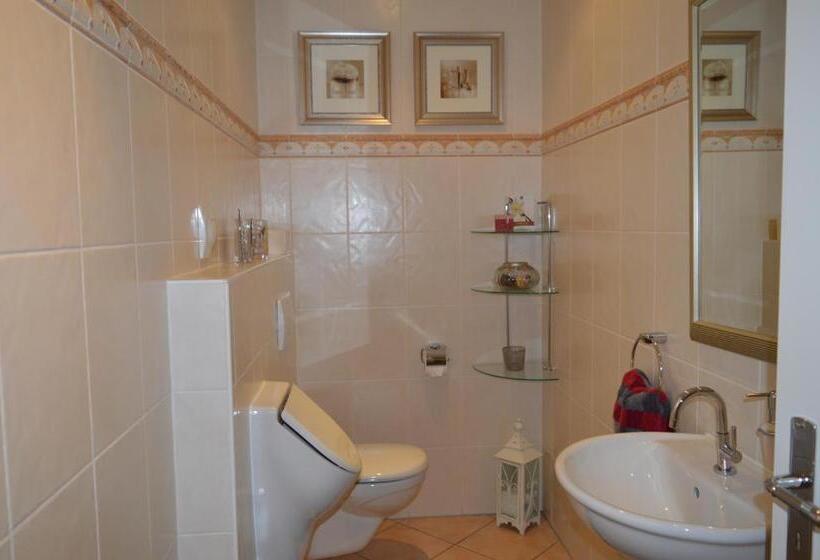 شقة غرفة واحدة, Restaurant Gerwing Wulf