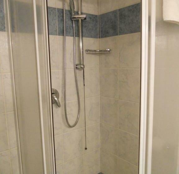 غرفة قياسية, Salus