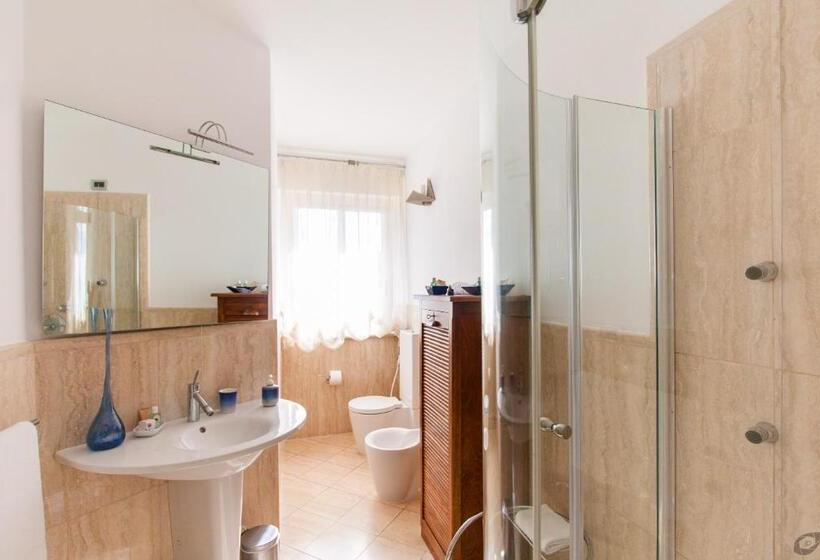 침실 2개 아파트, Verdeluna Apart