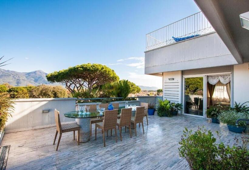 침실 2개 아파트, Verdeluna Apart