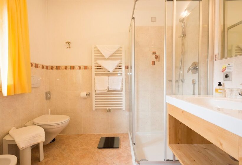 חדר קלאסי, Weiher Green Lake