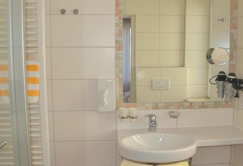 스탠다드 룸, Zur Muhle