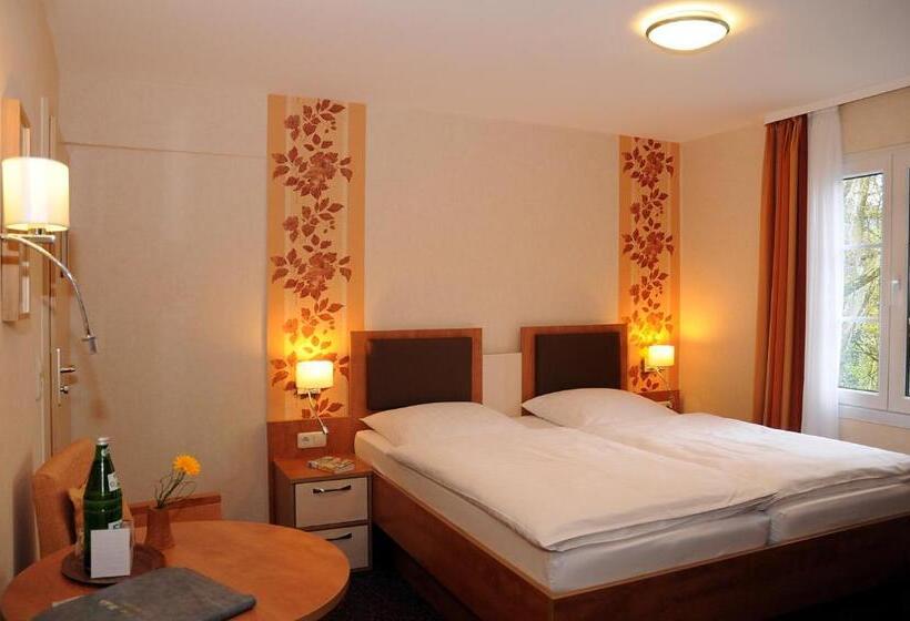 스탠다드 룸, Zur Muhle