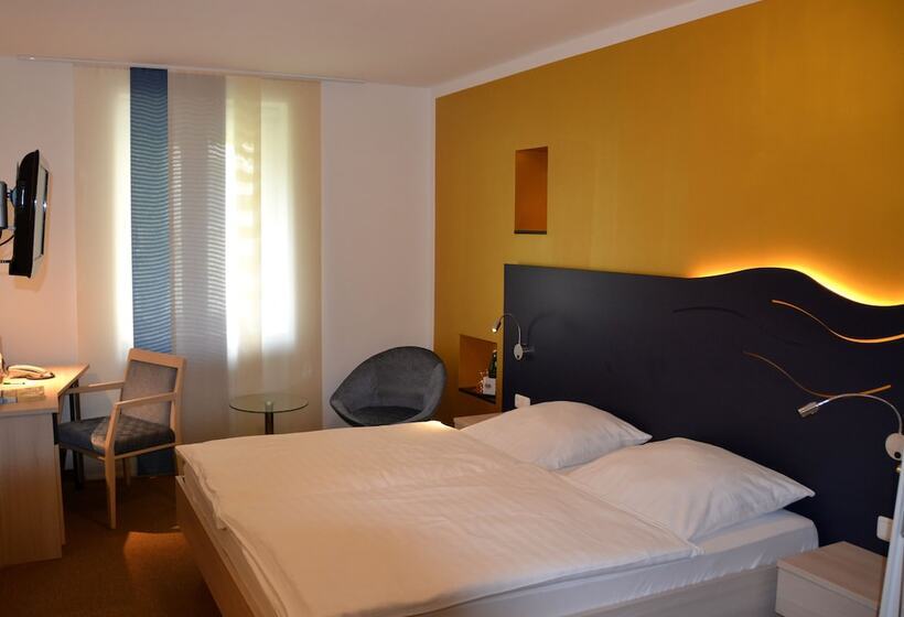 스탠다드 룸, Zur Muhle