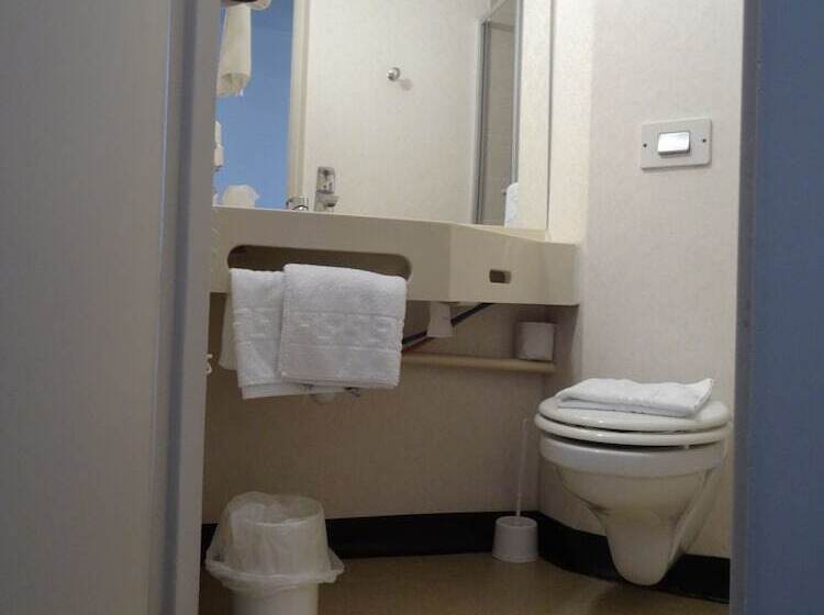 Standard Room, Metrhotel Basso Cambo