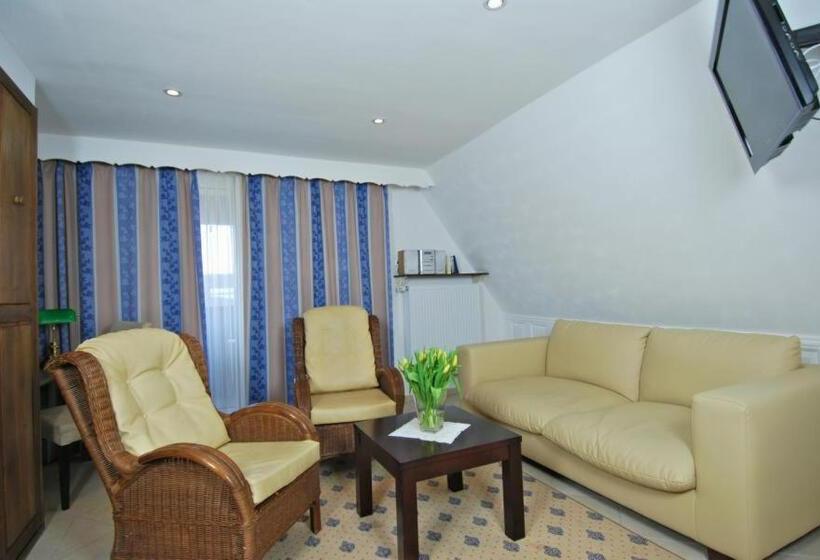 جناح عائلي, Wohlfühlhotel Hörn Van Diek Garni Mit Schwimmbad