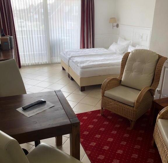 Номер Стандарт с Балконом, Wohlfühlhotel Hörn Van Diek Garni Mit Schwimmbad