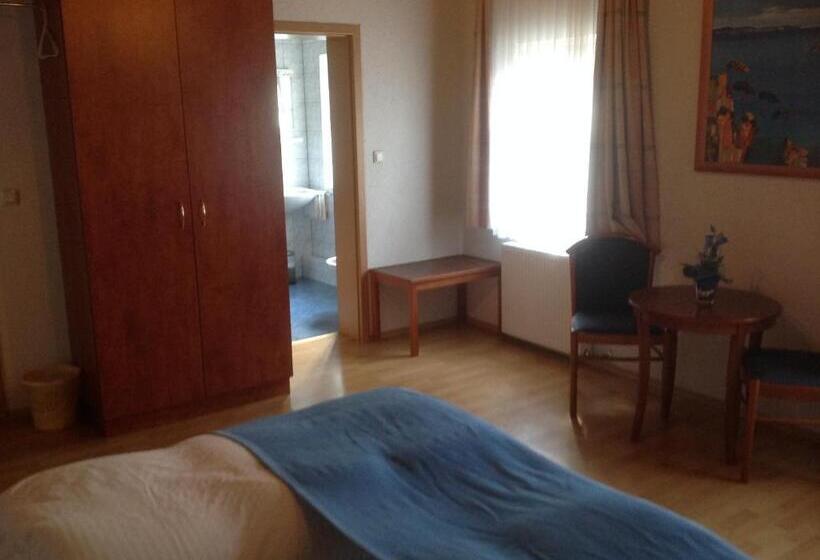 Номер Стандарт, Pension Altstadt Garni