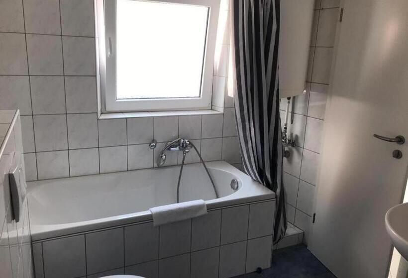 דירת שני חדרים, Pension Altstadt Garni