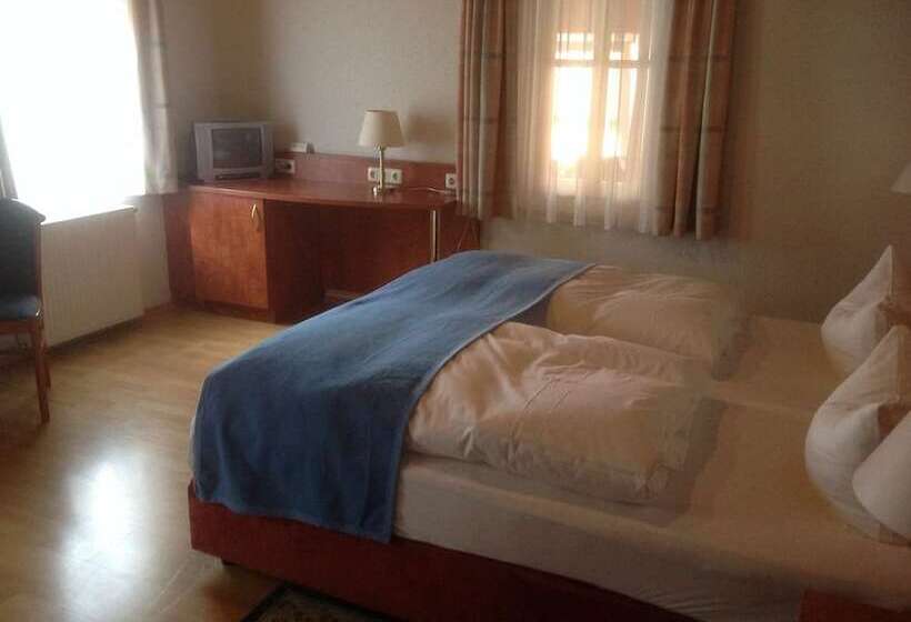 חדר סטנדרט לשלושה, Pension Altstadt Garni