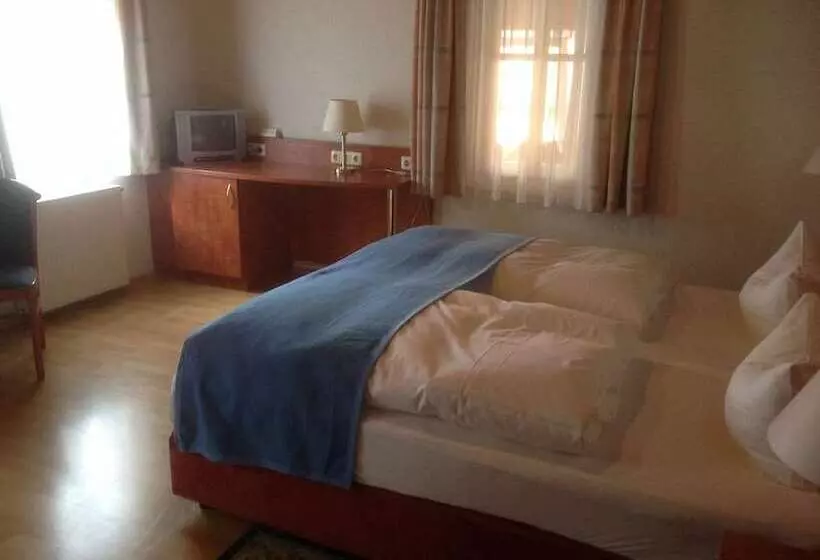 スタンダードトリプルルーム, Pension Altstadt Garni