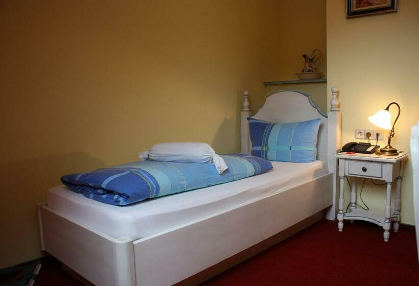 Номер Стандарт Индивидуальный, Cross Country Hotel Hirsch