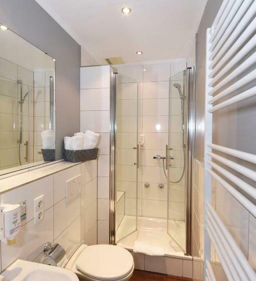 古典房间, Am Berghang