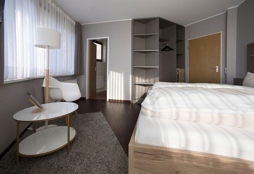 古典房间, Am Berghang