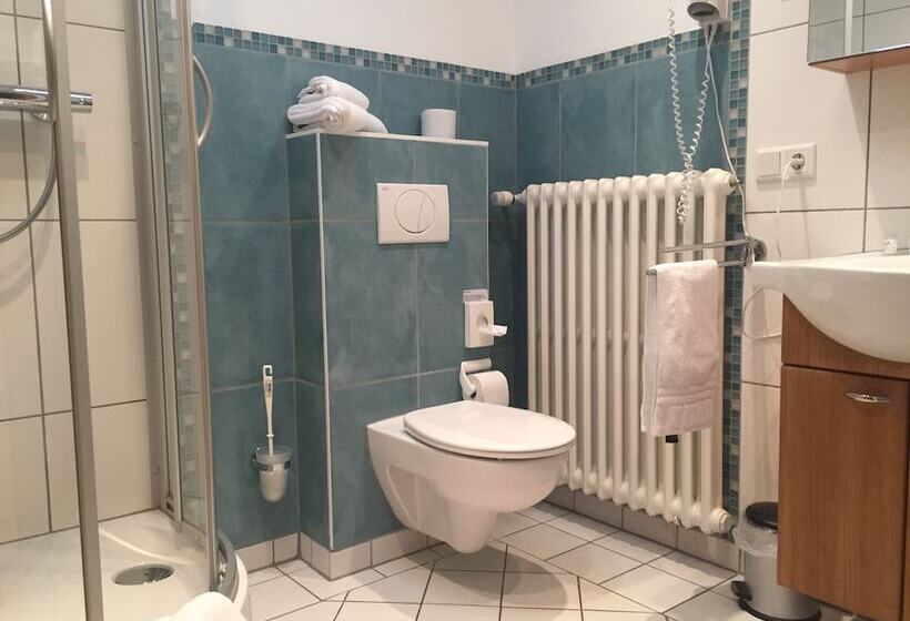 标准间, Am Rossberg