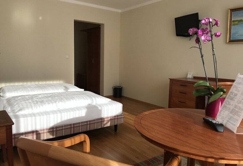 标准间, Am Rossberg