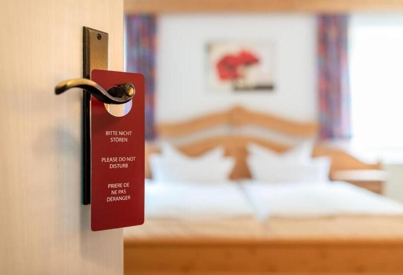 스탠다드 룸, Asterra