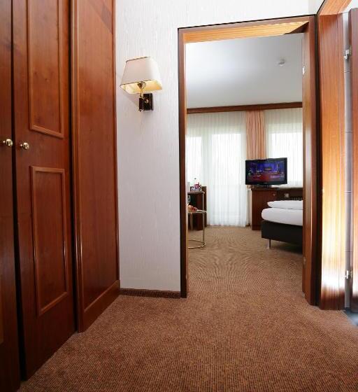 スーペリアシングルルーム, Badhotel Restaurant Stauferland