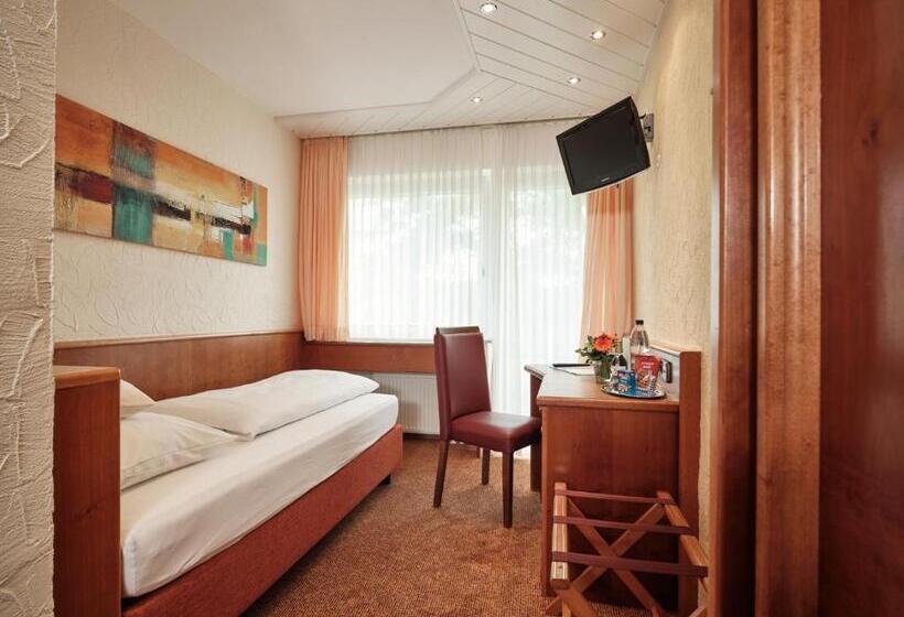 이코노미 싱글 룸, Badhotel Restaurant Stauferland