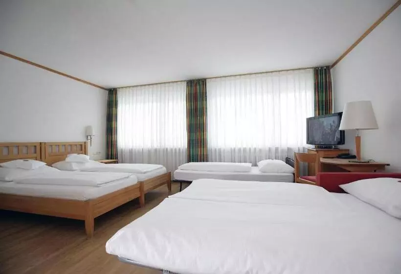 ファミリールーム, Badhotel Restaurant Stauferland