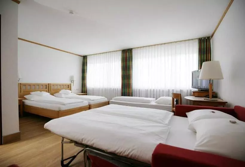ファミリールーム, Badhotel Restaurant Stauferland
